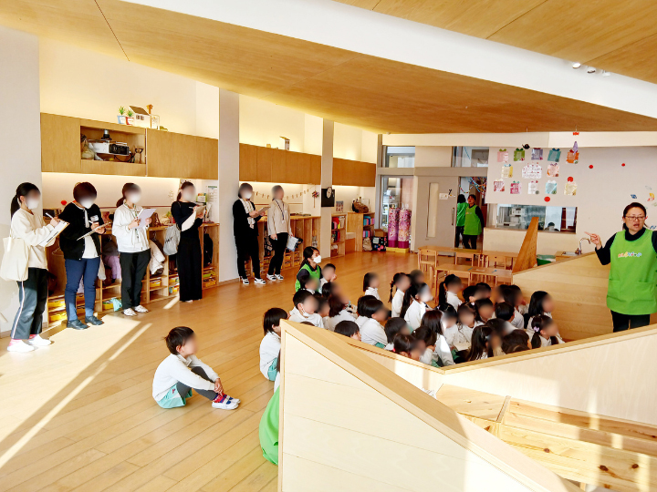 ナーサリースクール勝川にて、公開保育を実施しました。