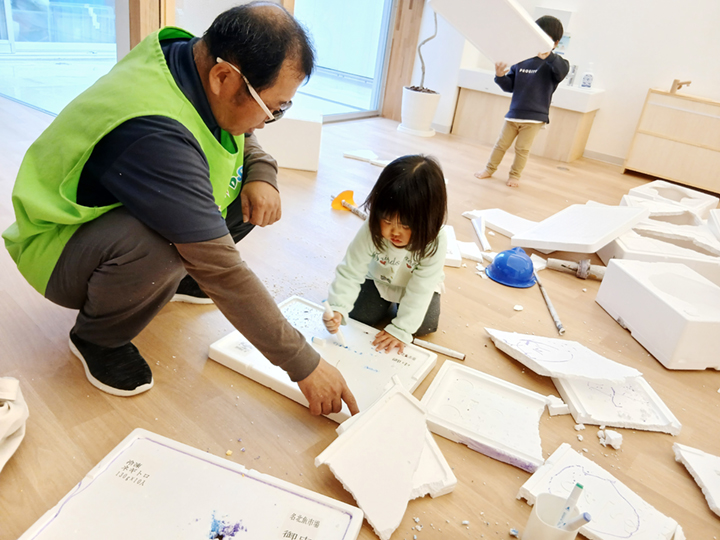 NPO法人KAWARUによる「手ぶらで無料保育」を開催しました