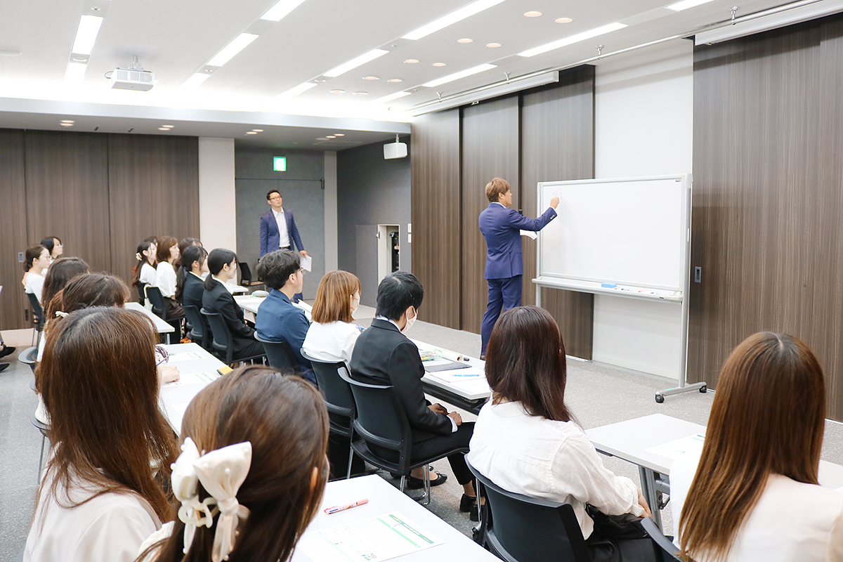 社会福祉法人ウィズ_職員合同研修の様子_中川幸俊