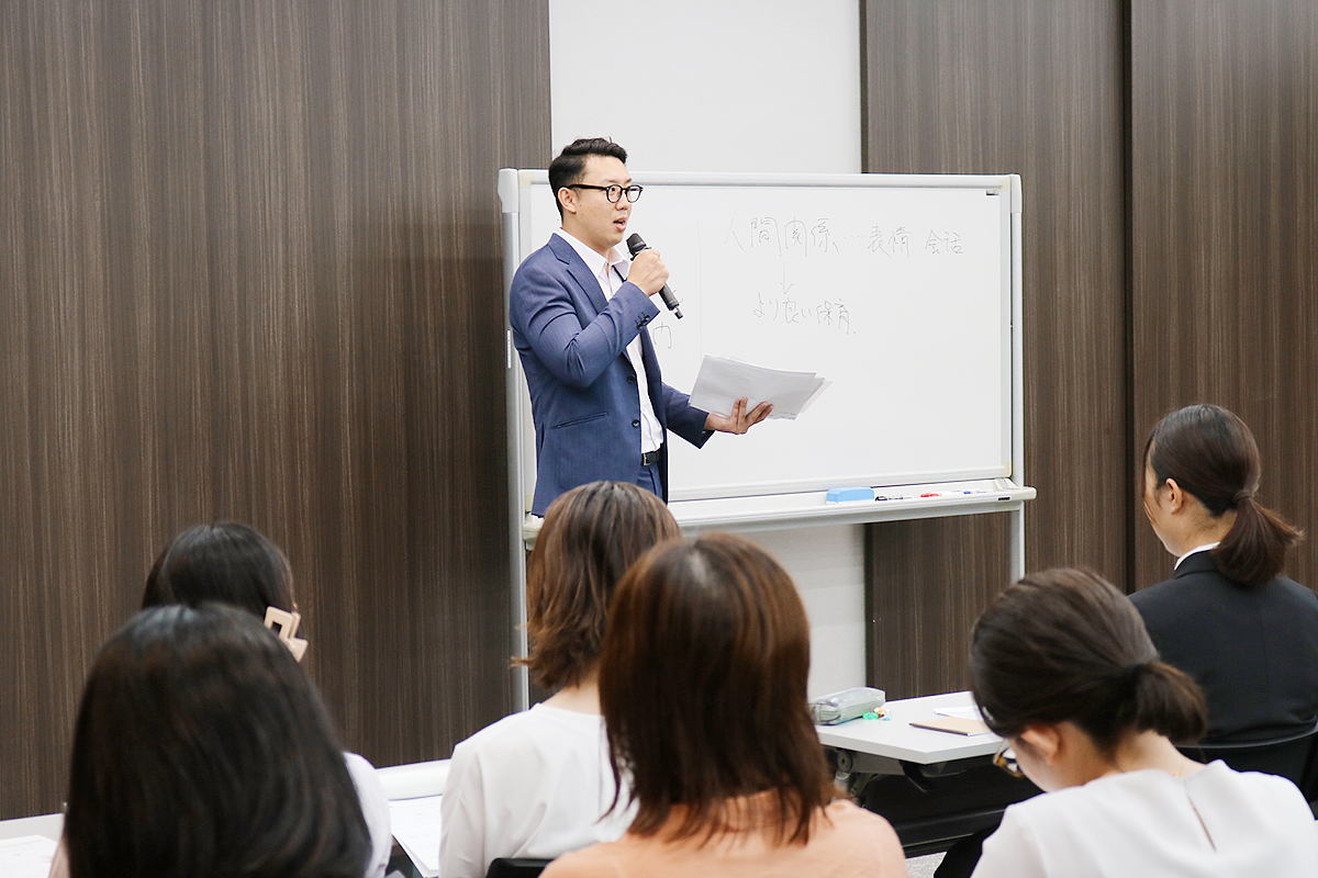 社会福祉法人ウィズ_職員合同研修の様子